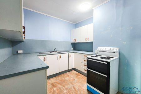 Generous 2 bedder - Photo 3