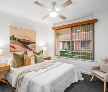 Comfortable & Convenient Living in Plympton Park - Photo 4