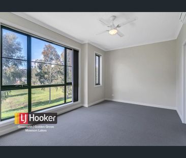 Comfort, Convenience & Low-Maintenance Living - Photo 3