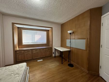 2935 Burgess Drive Northwest, Calgary - Photo 3