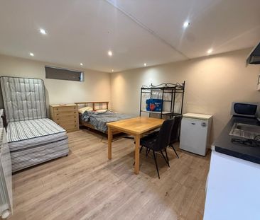 Studio Flat, Ockley Road, CR0 - Photo 1