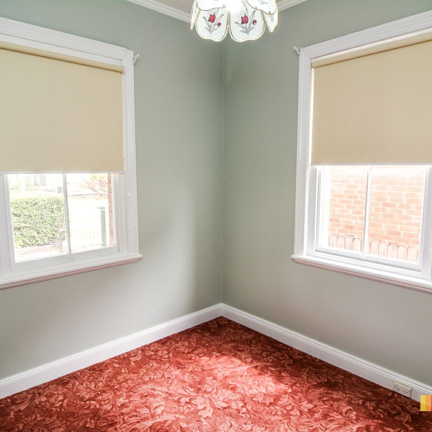 CENTRALLY LOCATED FAMILY HOME - Photo 1