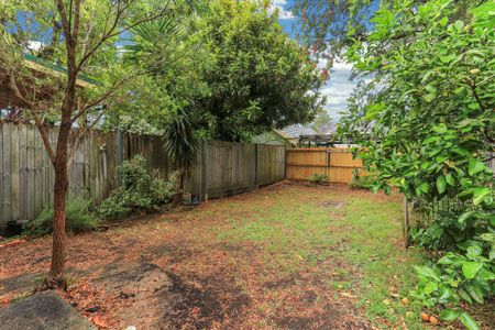 86 Carshalton Street, Croydon Park NSW 2133 - House For Rent | Domain - Photo 3