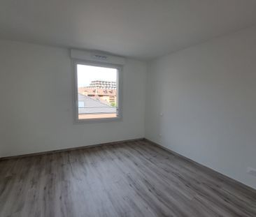 Location Appartement 3 pièces 61m² THONON LES BAINS 74200 - Photo 4