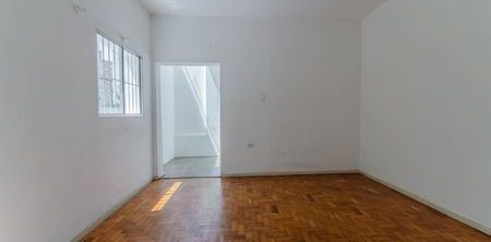 Casa para alugar com 270m², 4 quartos e 3 vagas - Foto 2