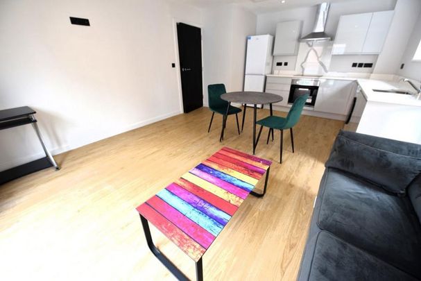1 bedroom flat to rent - Photo 1