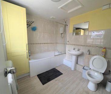 1 bedroom property to rent - Photo 4