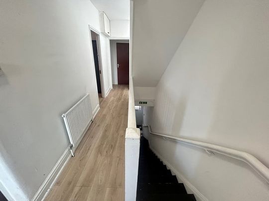 5 Bed Maisonette, High Street, CR0 - Photo 1