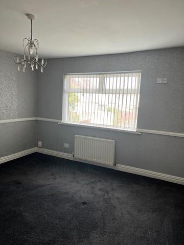 2 bedroom terraced house to rent - Photo 2