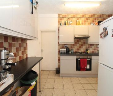 5 bedroom house to rent - Photo 3