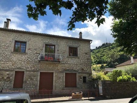 Location appartement ancien 3 pièces 97.5 m² à Les Vans (07140) - Photo 5