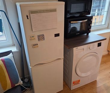 1 Bed Flat, Clapham Road, SW9 - Photo 2