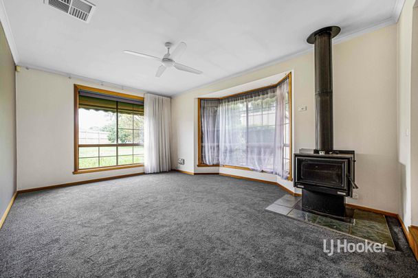 3 Malven Close, Werribee VIC, Belconnen - Photo 1