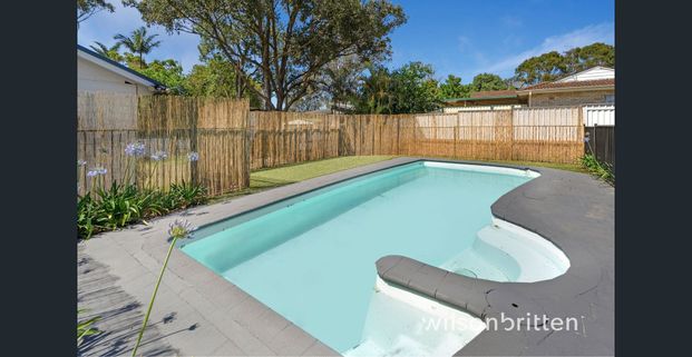 Modern Comfort Meets Holiday Fun - Photo 1