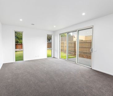 Unit 1/24 South Road, Rosebud. - Photo 4