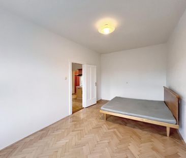 Pronájem bytu 2+kk 50 m² - Fotografie 4