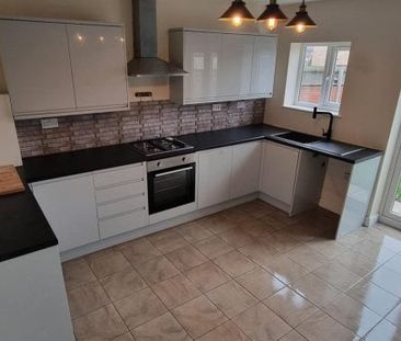 Torrington Drive, Liverpool - Photo 4