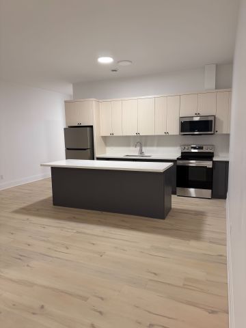 For Lease - 255 Emerick Avenue Unit# 214, Fort Erie, Ontario - Photo 5