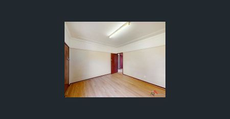 Two Bedroom House In Prime Location! - Photo 4