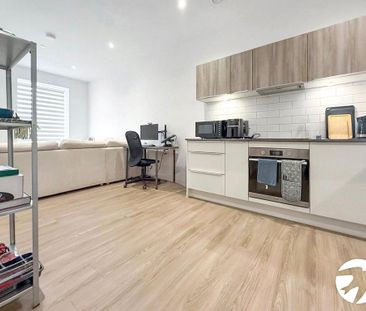 1 bedroom flat to rent - Photo 2