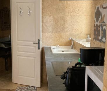 MEUBLÉ SAINT-REMY de PROVENCE 662 € CC - Photo 3