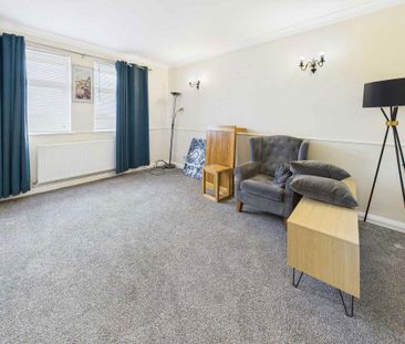 3 bedroom apartment to rent - Photo 5