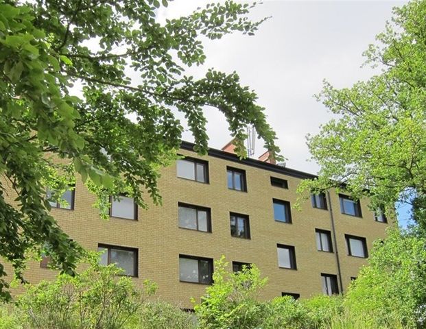 Örabergsvägen 9 - Foto 1