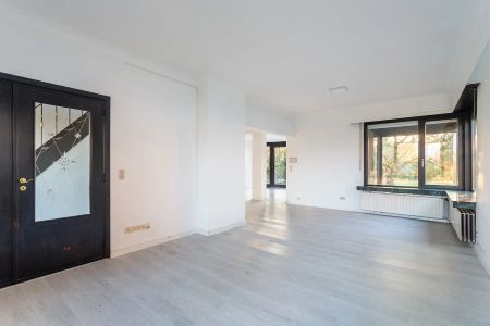 Edegem - Villa met 4 slpkamers + garage + ruim magazijn 500² - Foto 2