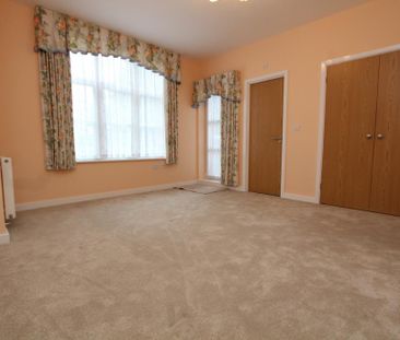 3 bedroom apartment to rent - Photo 1