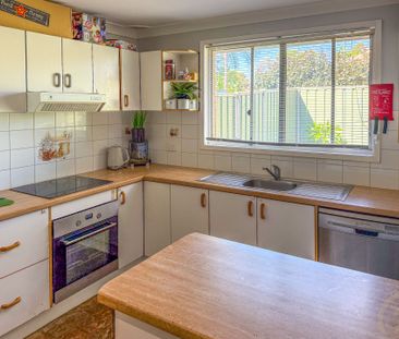 Lovely Updated Home in Quiet Location! - Photo 4