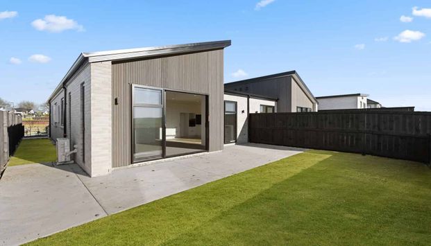 Brand New in the heart of Lockerbie Estate - Photo 1