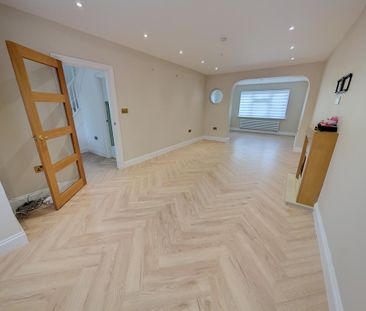 3 bedroom end of terrace house to rent - Photo 5