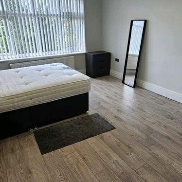 4 bedroom house to rent - Photo 1