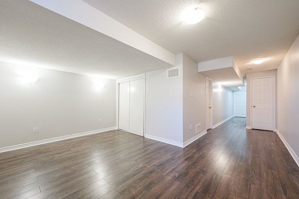 For Lease - 5255 Palmetto Place Unit# 144, Mississauga, Ontario - Photo 1