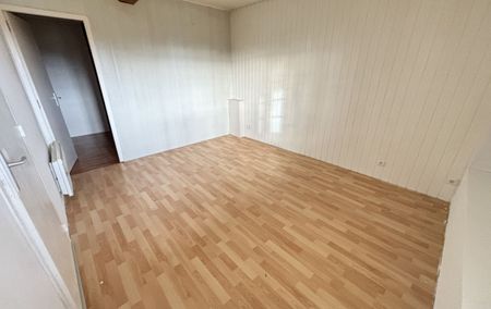 Location Maison Avec jardin Bage-la-ville - Photo 4