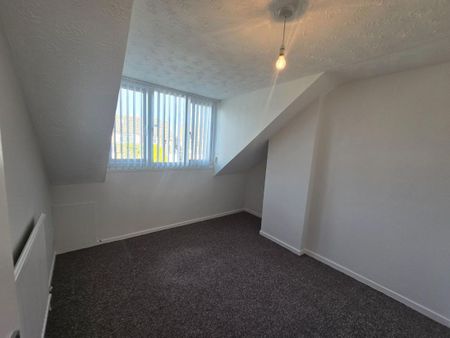 Deyes Lane, Liverpool, L31 6DN - Photo 2