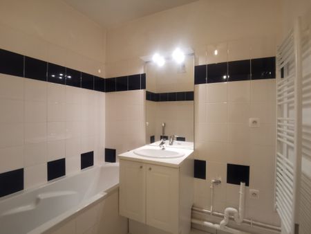 Location Appartement 1 pièce 36m² REIMS 51100 - Photo 4