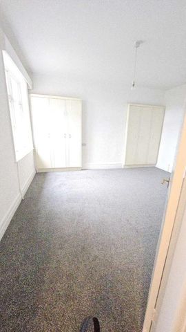 Humbledon Park, Sunderland, Tyne And Wear, SR3 - Photo 3