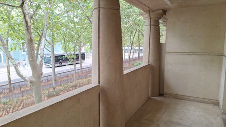 Location Appartement 2 pièces 50m² MONTPELLIER 34000 - Photo 4