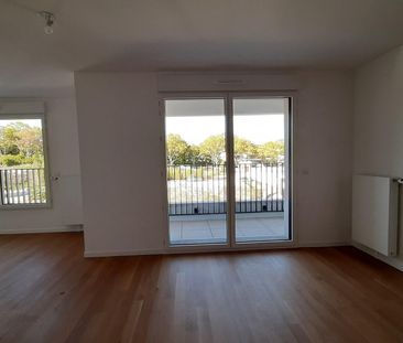 location Appartement T1 DE 37.81m² À CHATENAY MALABRY - Photo 1