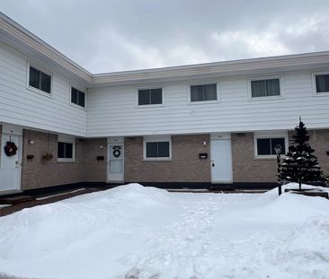 For Lease - 55 Hadley Circle, Bells Corners and South to Fallowfiel... - Photo 3