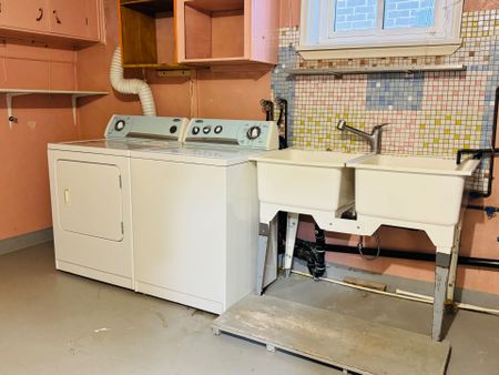 For Lease - 98 Newton Drive Unit# Basement, Toronto, Ontario - Photo 4