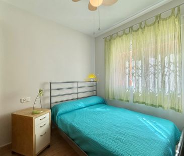 RENT A VILLA WITH 5 BEDROOMS IN PILAR DE LA HORADADA - ALICANTE - Photo 6
