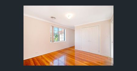 A great family entertainer with smart layout and large yard. - Photo 2