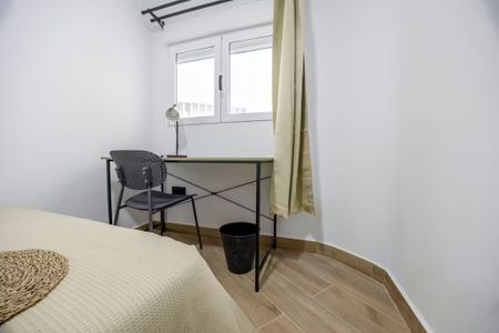 Carrer de l'Arquitecte Arnau, Valencia, Valencian Community 46020 - Photo 4