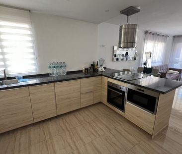 Middle Floor Apartment · Puerto Banús - Photo 3