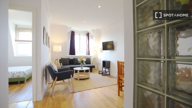 2-bedroom apartment for rent in Southside, Dublin - Photo 1