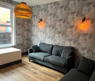 6 Bed - 22 Welton Grove, Hyde Park, Leeds - LS6 1ES - Student - Photo 1