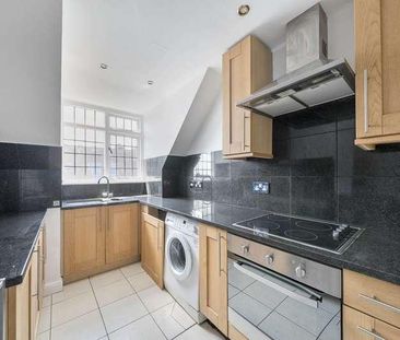 Tudor Close, Belsize, NW3 - Photo 4