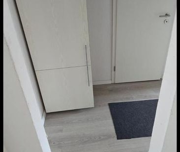 Helle 2- Zimmerwohnung, WG tauglich Neunkirchen ab sofort! - Foto 1